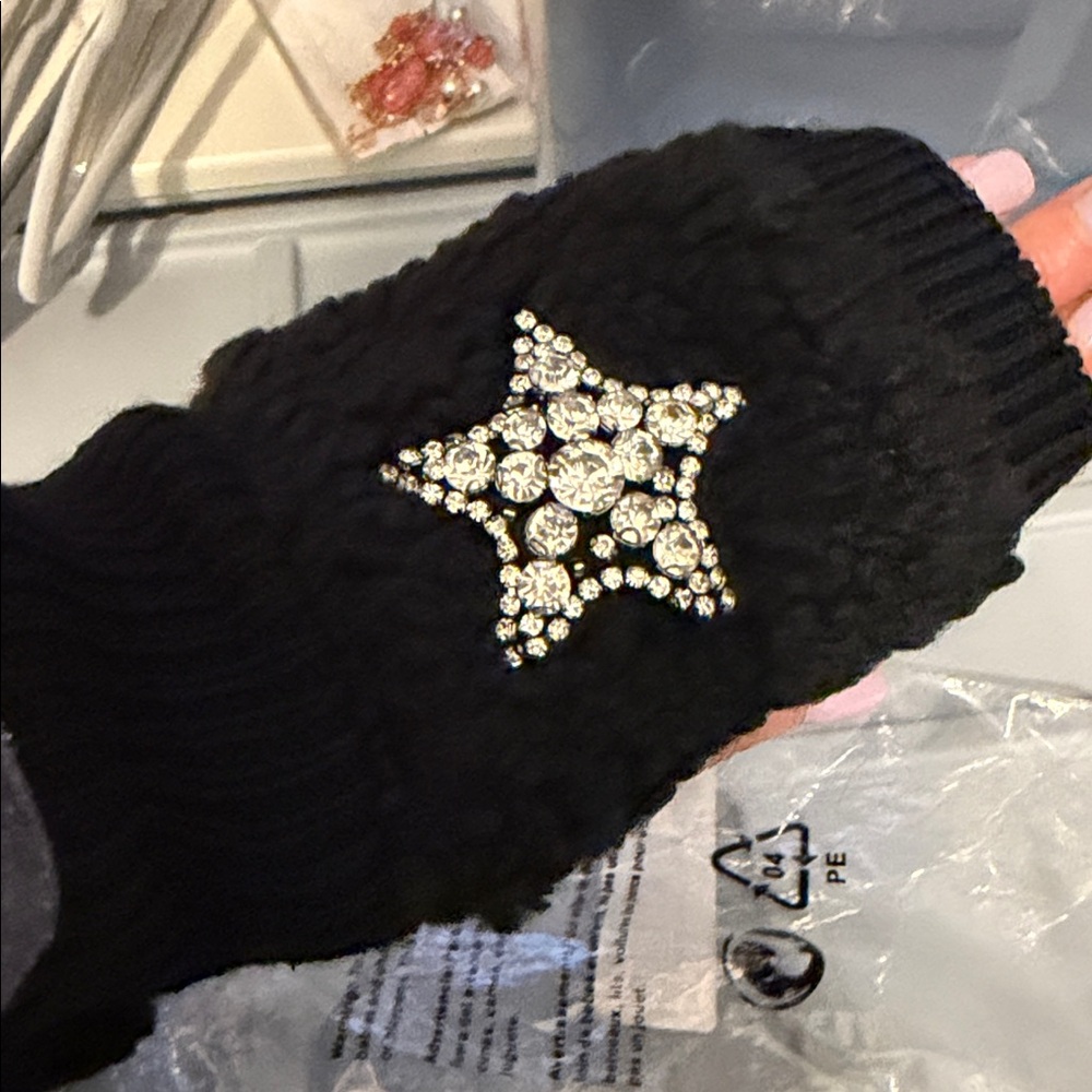 Nwt jocelyn fingerless gloves